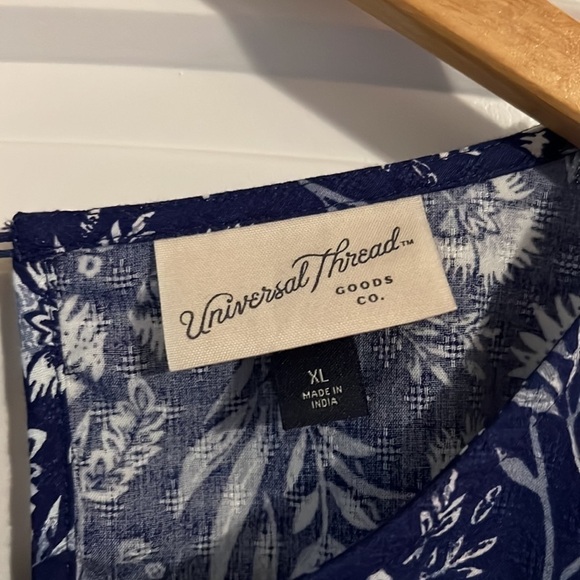 Universal Thread Blue Floral Print Puff 3/4 Sleeve Ruffle Blouse Size XL - Picture 3 of 6